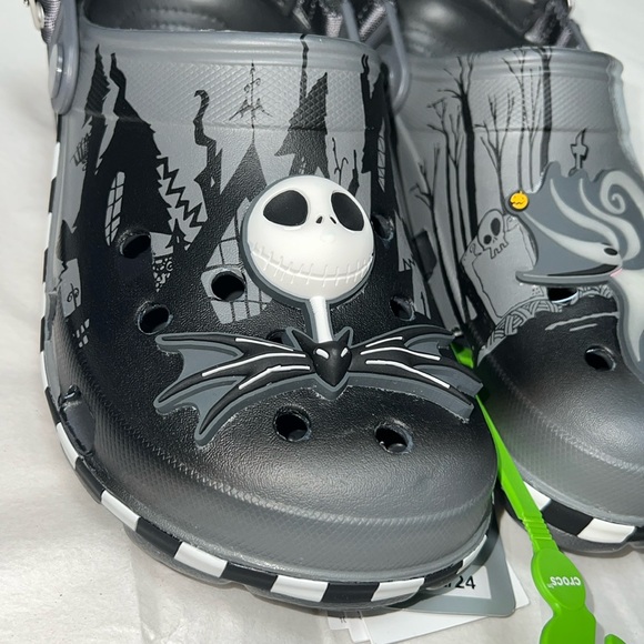 M7/W9 Disney Crocs The Nightmare Before Christmas 2024 - Picture 3 of 12